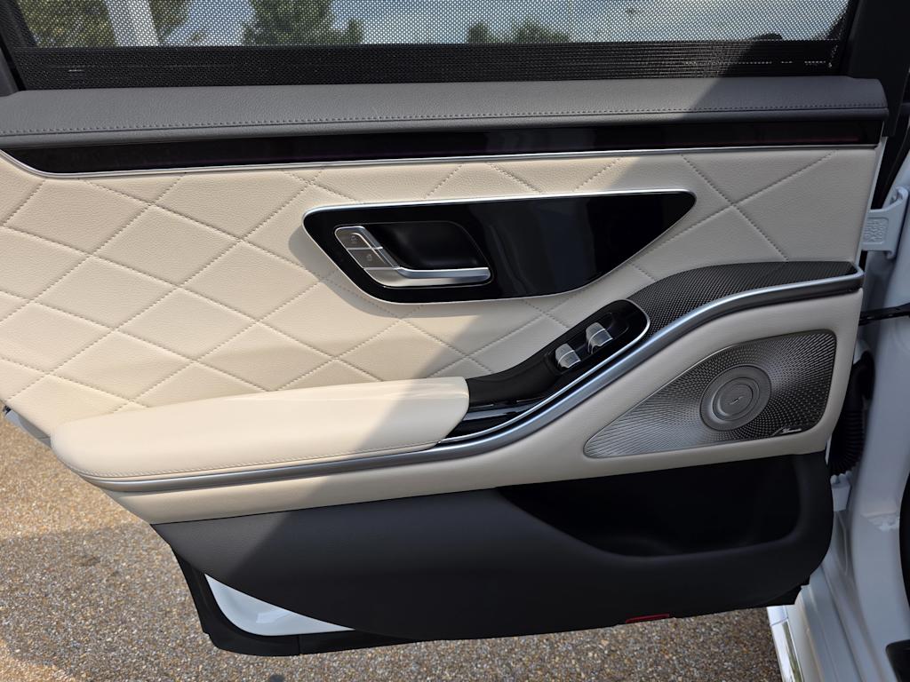 Thumbnail: 2026 Mercedes-Benz S-Class - 23