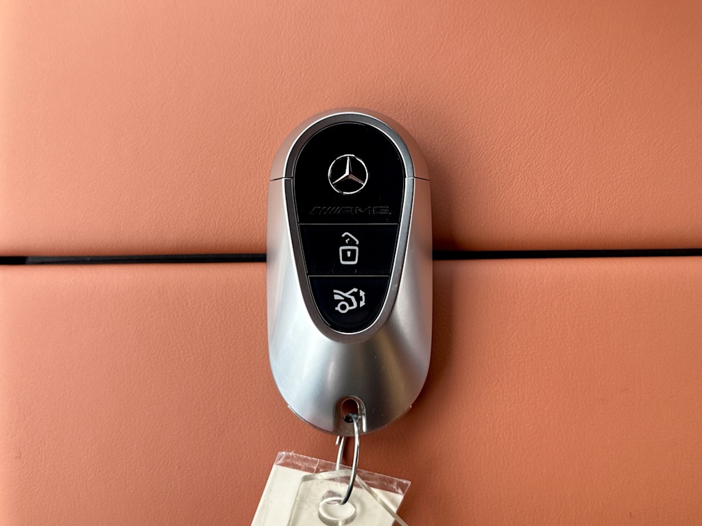 Thumbnail: 2026 Mercedes-Benz S-Class - 15