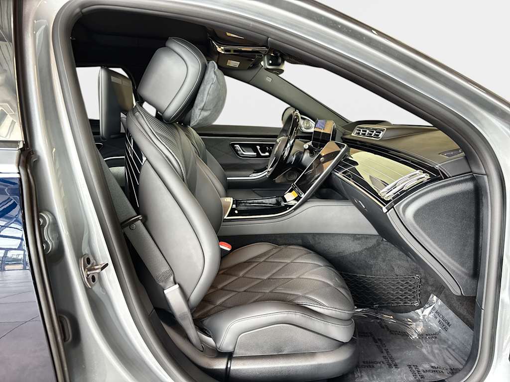 Thumbnail: 2026 Mercedes-Benz S-Class - 18