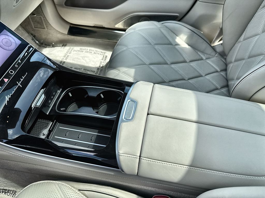 Thumbnail: 2024 Mercedes-Benz S-Class - 24