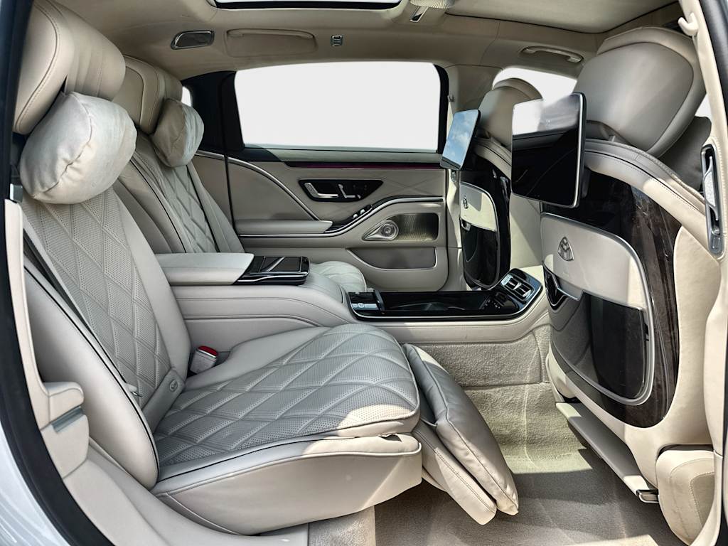 Thumbnail: 2024 Mercedes-Benz S-Class - 23