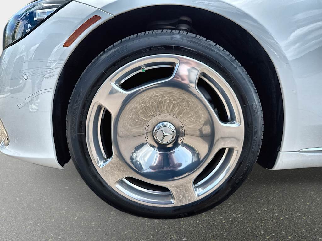 Thumbnail: 2024 Mercedes-Benz S-Class - 8
