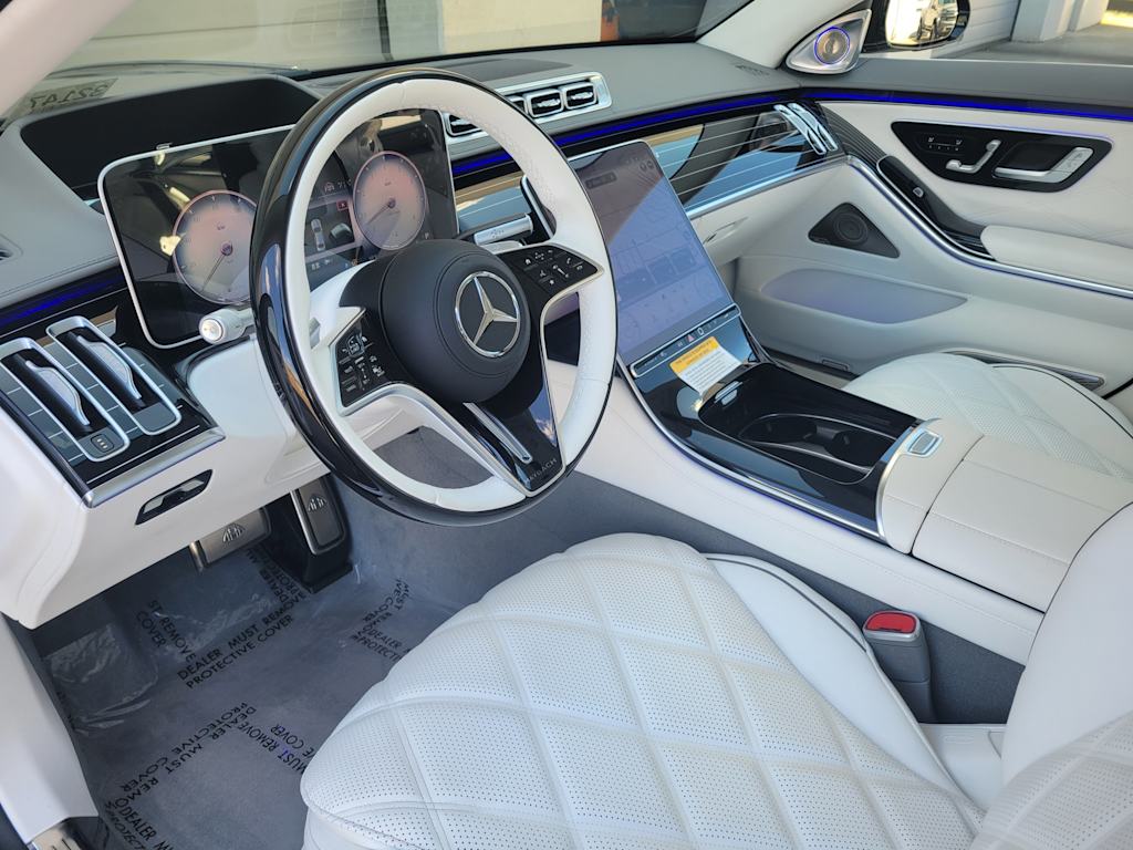 Thumbnail: 2025 Mercedes-Benz S-Class - 6