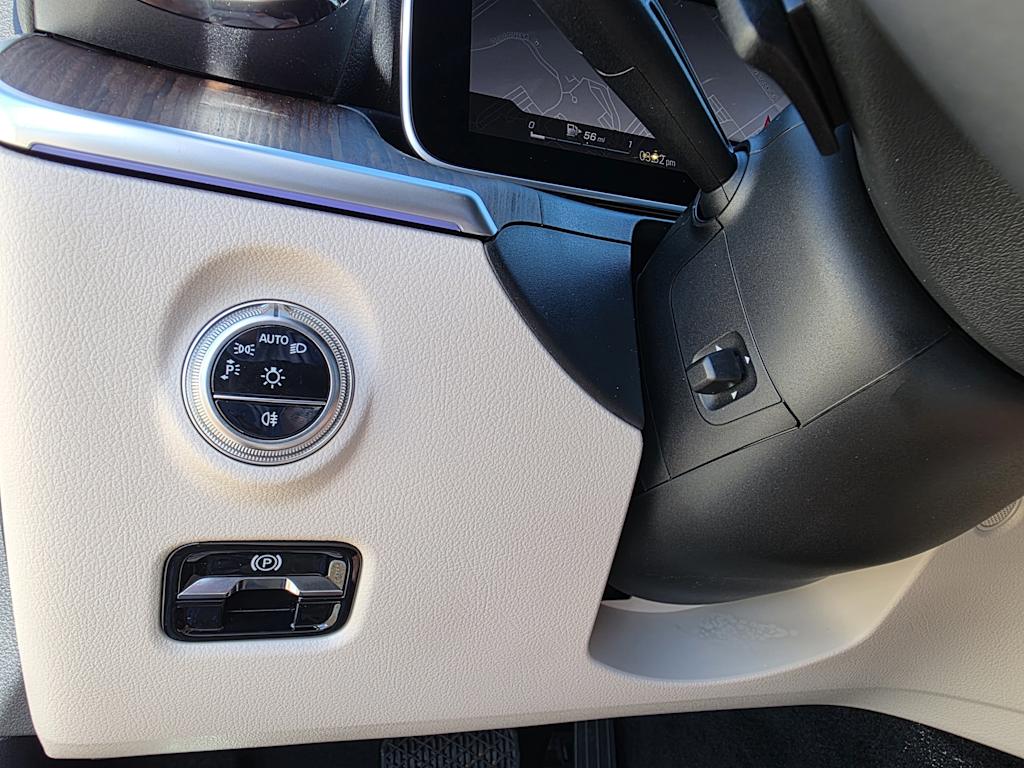 Thumbnail: 2026 Mercedes-Benz C-Class - 25