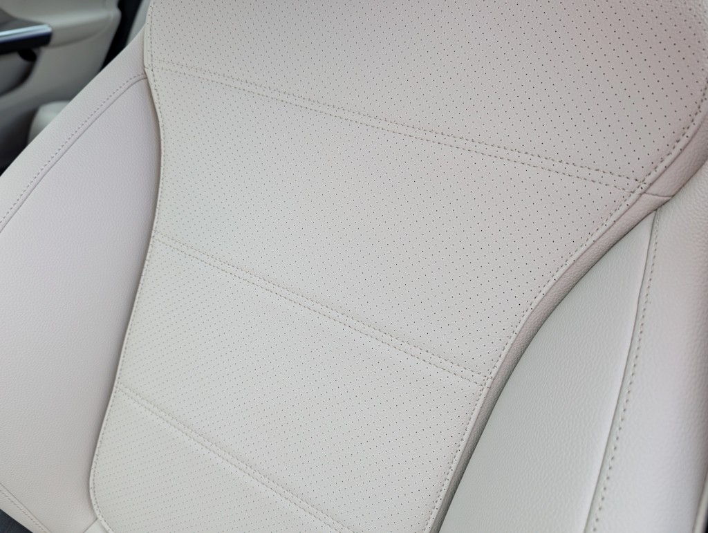 Thumbnail: 2026 Mercedes-Benz C-Class - 10