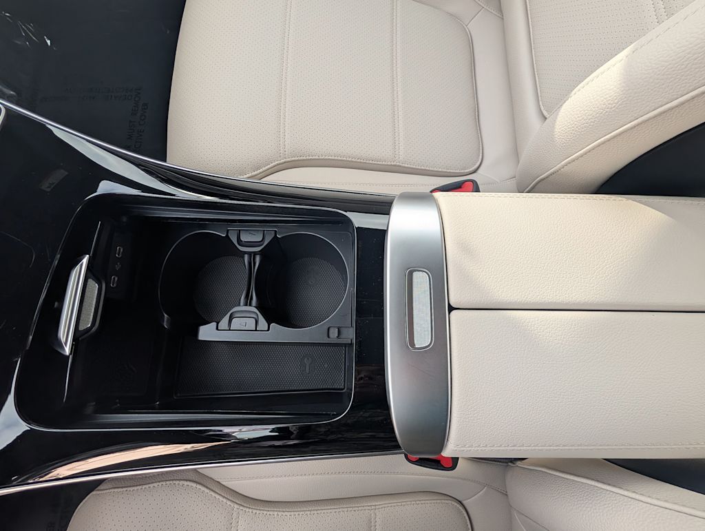 Thumbnail: 2026 Mercedes-Benz C-Class - 27