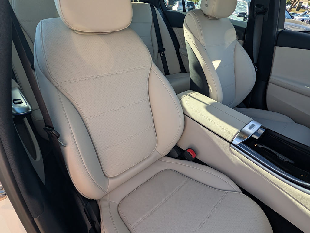 Thumbnail: 2026 Mercedes-Benz C-Class - 22