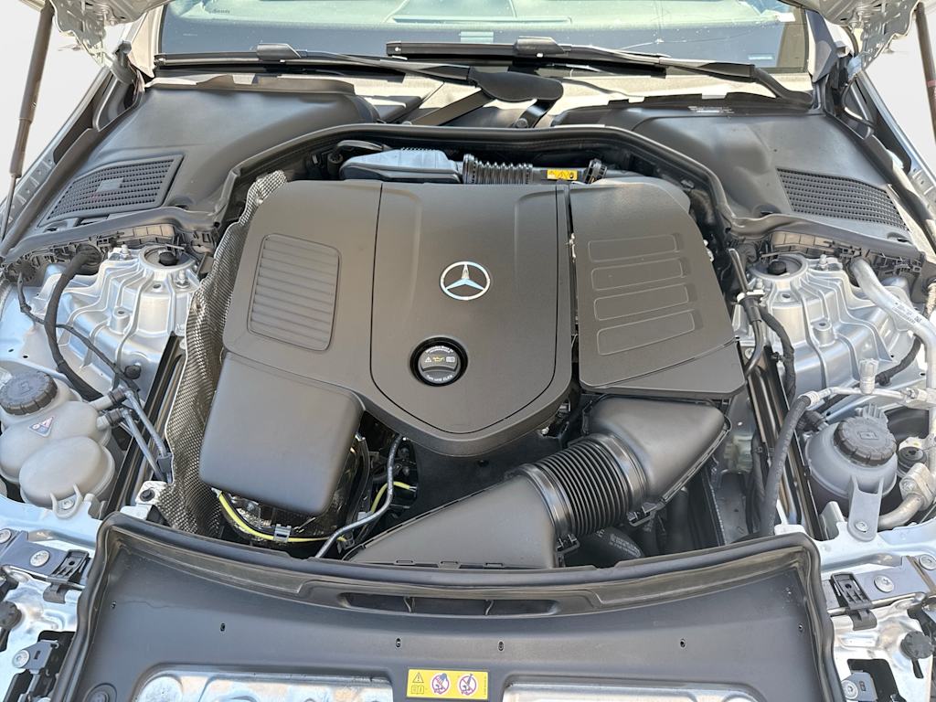 Thumbnail: 2025 Mercedes-Benz C-Class - 9