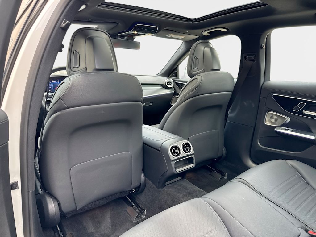 Thumbnail: 2026 Mercedes-Benz C-Class - 25