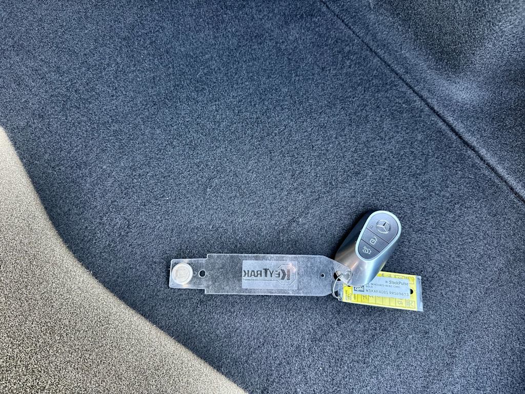 Thumbnail: 2024 Mercedes-Benz C-Class - 27