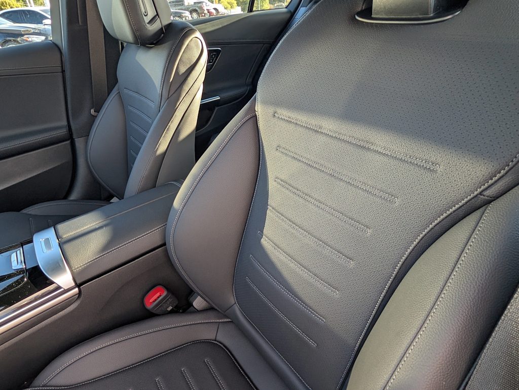 Thumbnail: 2026 Mercedes-Benz C-Class - 9