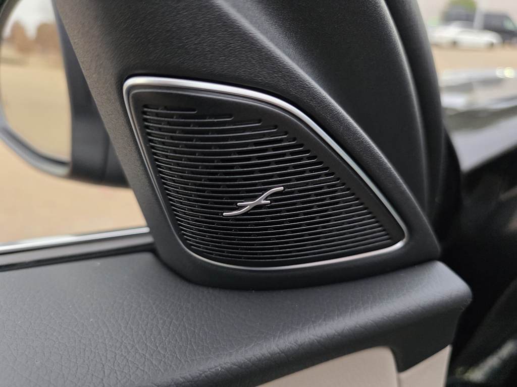 Thumbnail: 2026 Mercedes-Benz C-Class - 25