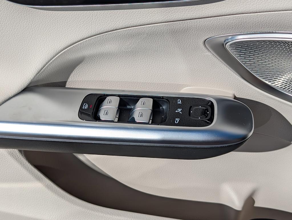 Thumbnail: 2026 Mercedes-Benz C-Class - 22