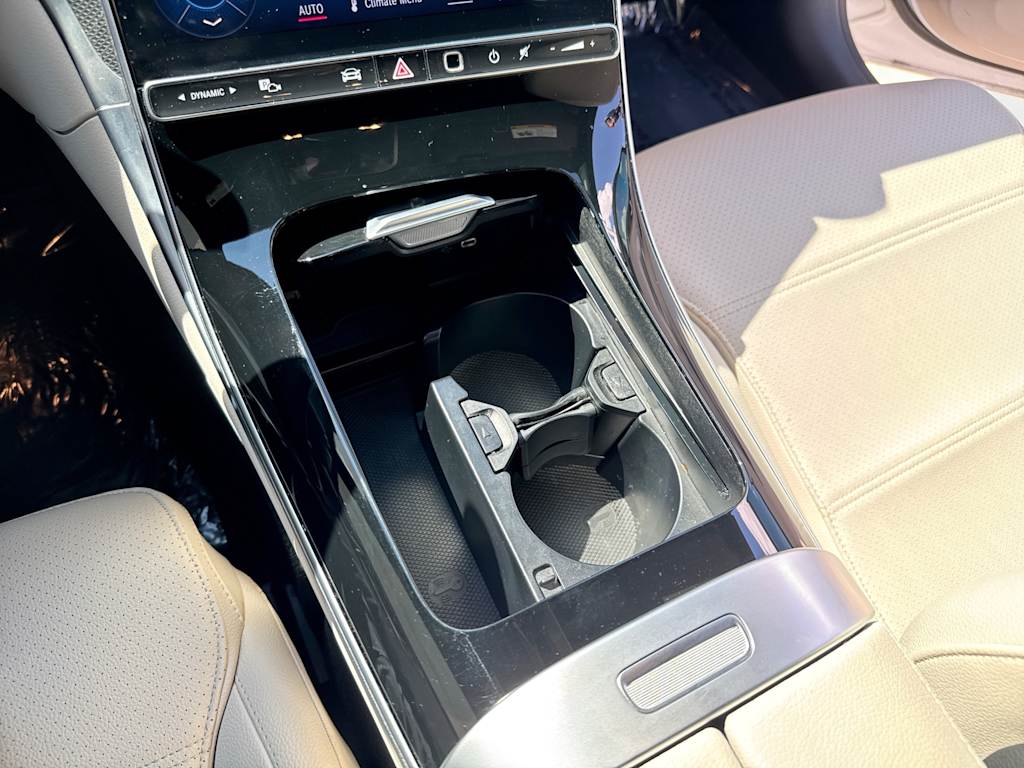 Thumbnail: 2024 Mercedes-Benz C-Class - 15