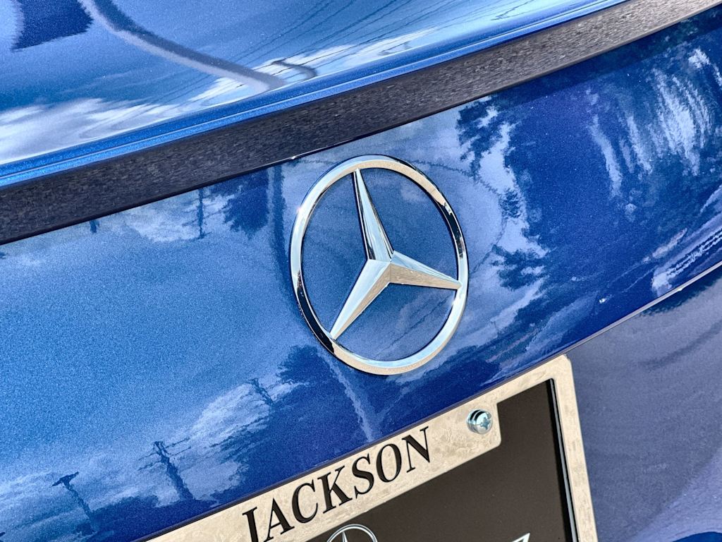 Thumbnail: 2023 Mercedes-Benz C-Class - 22