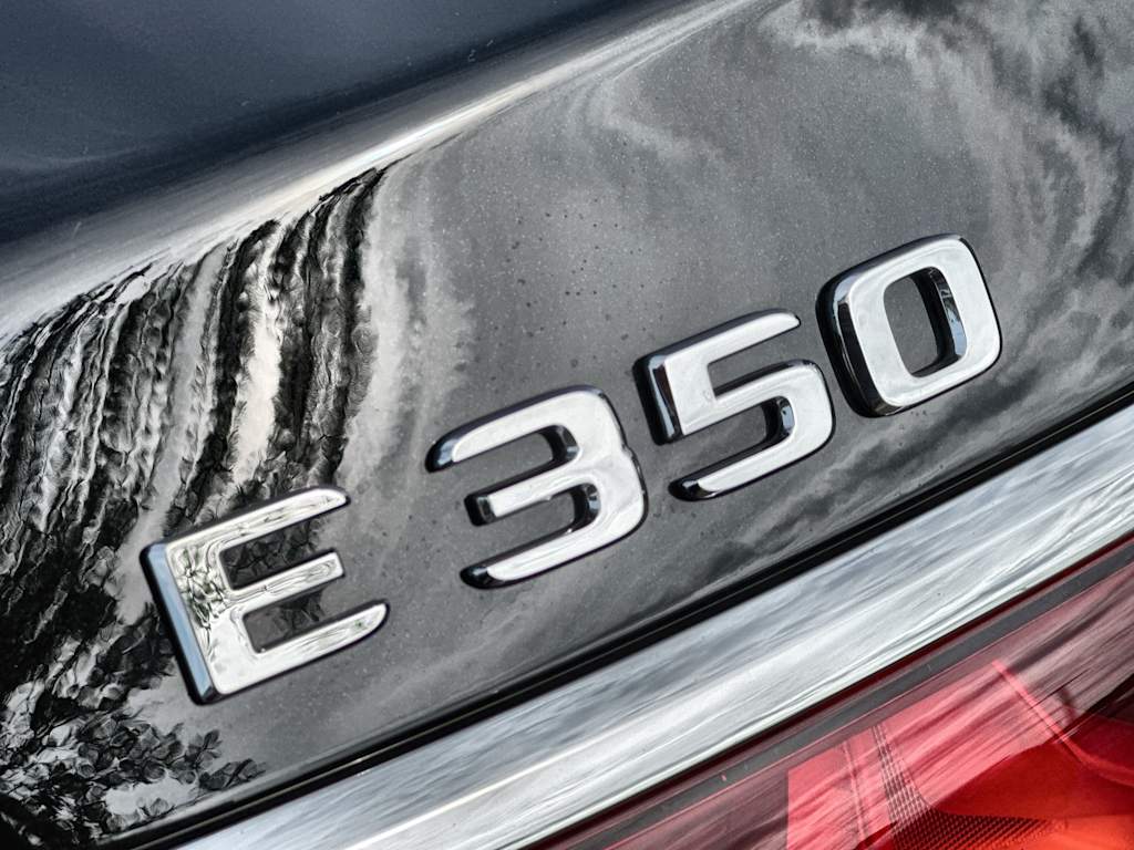 Thumbnail: 2026 Mercedes-Benz E-Class - 7