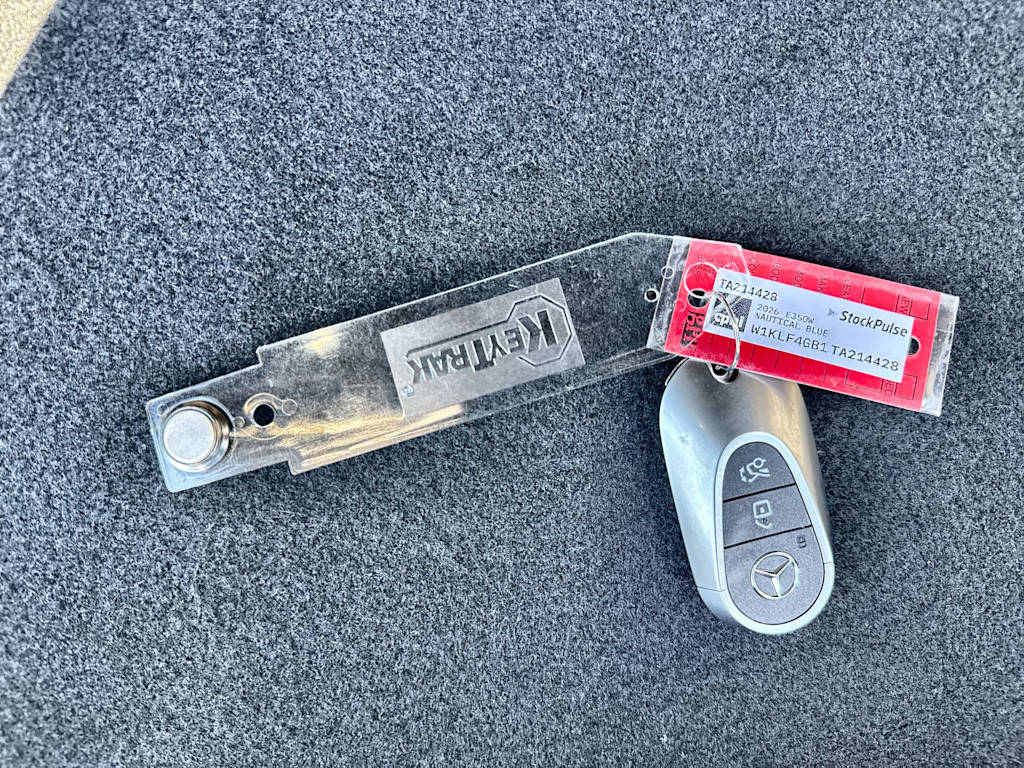 Thumbnail: 2026 Mercedes-Benz E-Class - 17