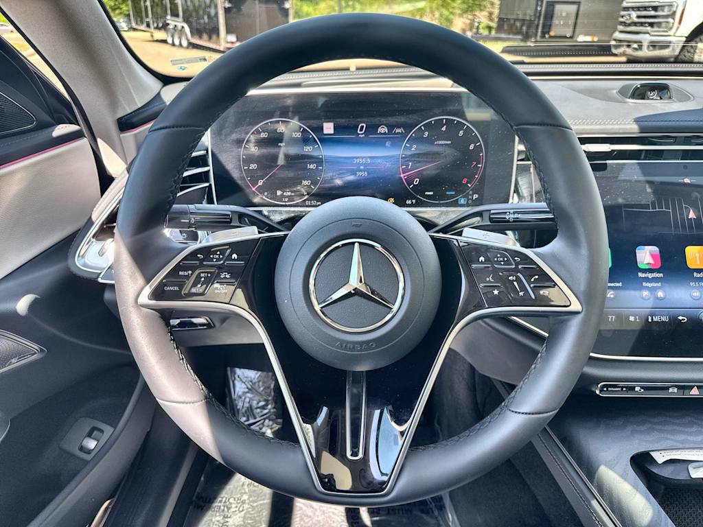 Thumbnail: 2026 Mercedes-Benz E-Class - 10