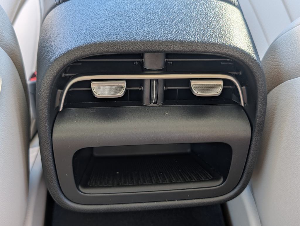 Thumbnail: 2026 Mercedes-Benz E-Class - 20