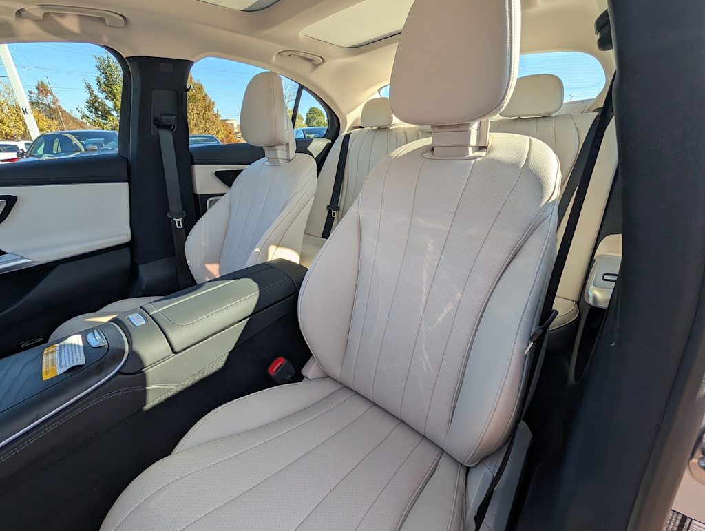 Thumbnail: 2026 Mercedes-Benz E-Class - 7