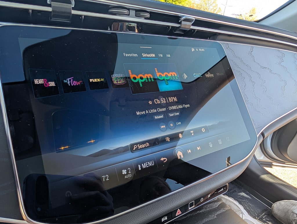 Thumbnail: 2026 Mercedes-Benz E-Class - 10