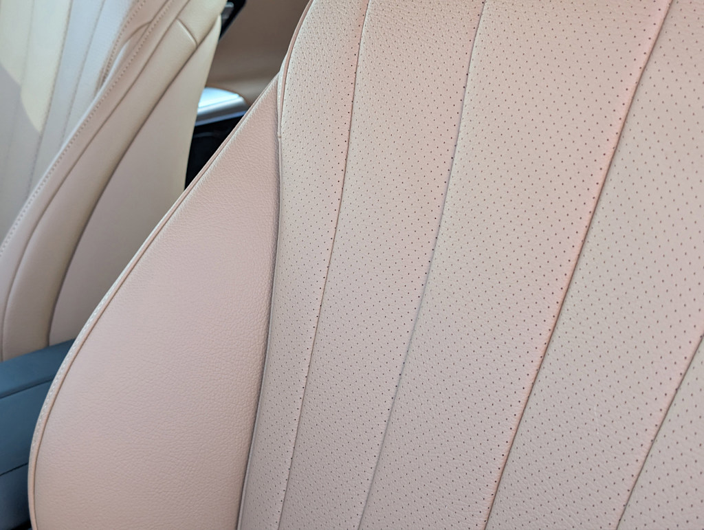 Thumbnail: 2026 Mercedes-Benz E-Class - 19