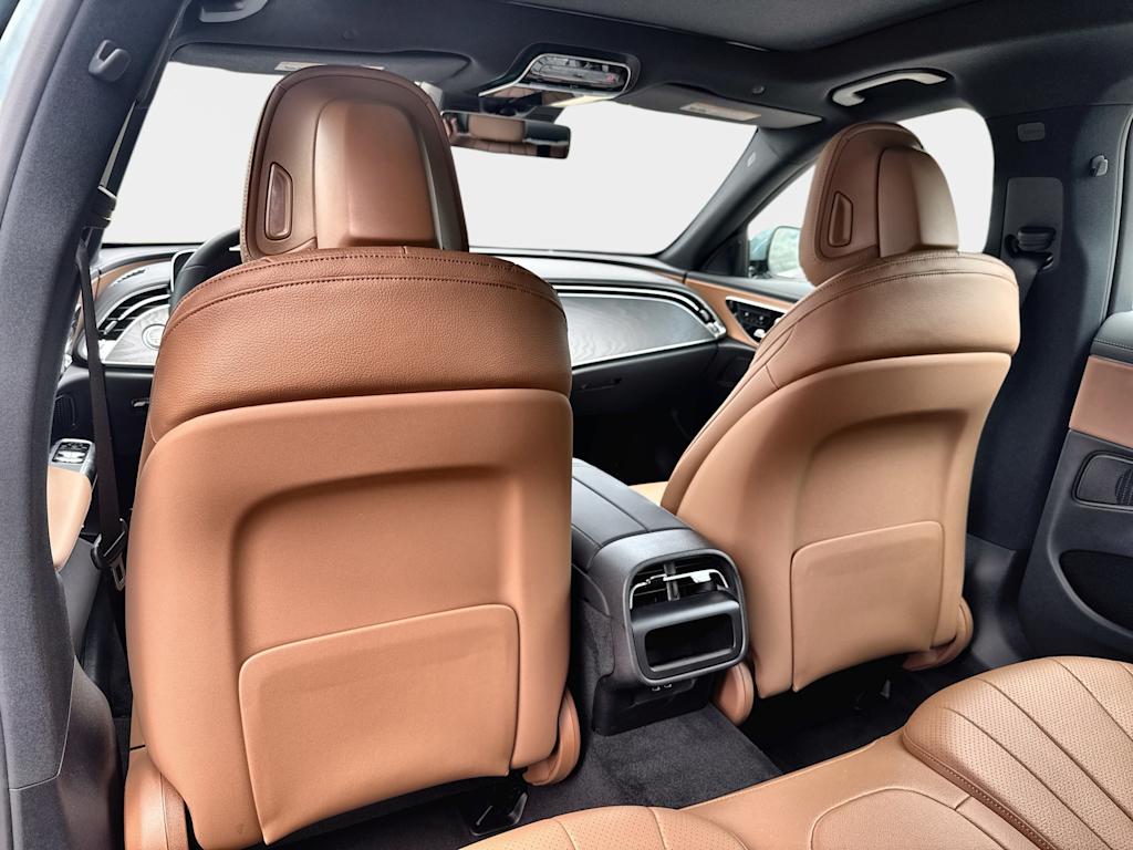 Thumbnail: 2026 Mercedes-Benz E-Class - 26