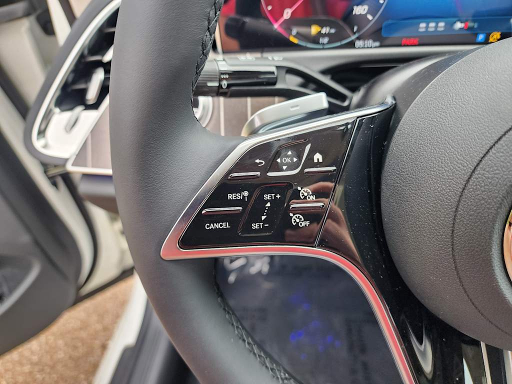 Thumbnail: 2025 Mercedes-Benz E-Class - 22