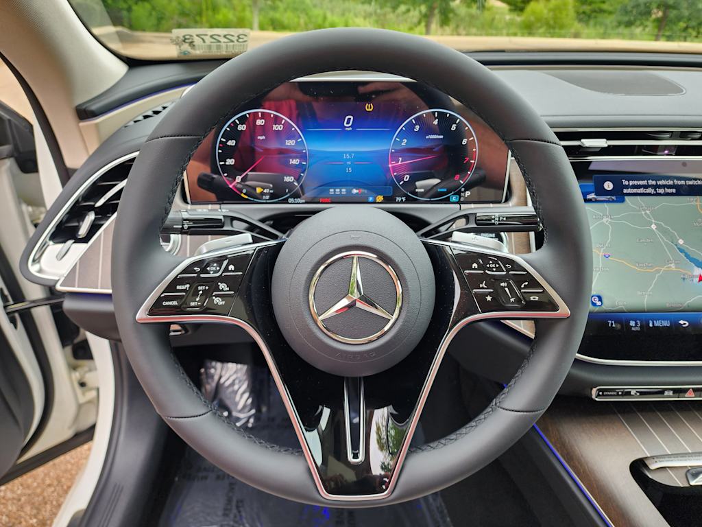 Thumbnail: 2025 Mercedes-Benz E-Class - 11