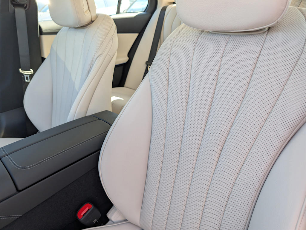 Thumbnail: 2026 Mercedes-Benz E-Class - 10