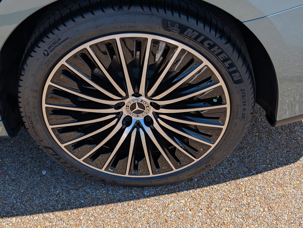 Thumbnail: 2026 Mercedes-Benz E-Class - 7