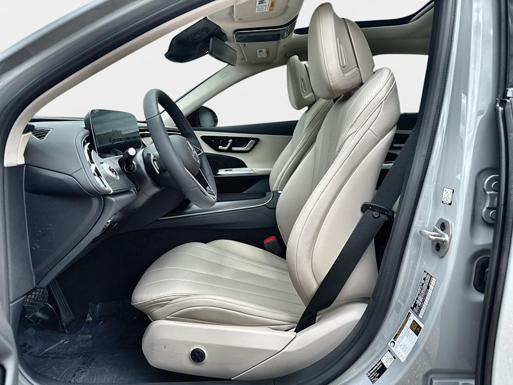 Thumbnail: 2026 Mercedes-Benz E-Class - 12