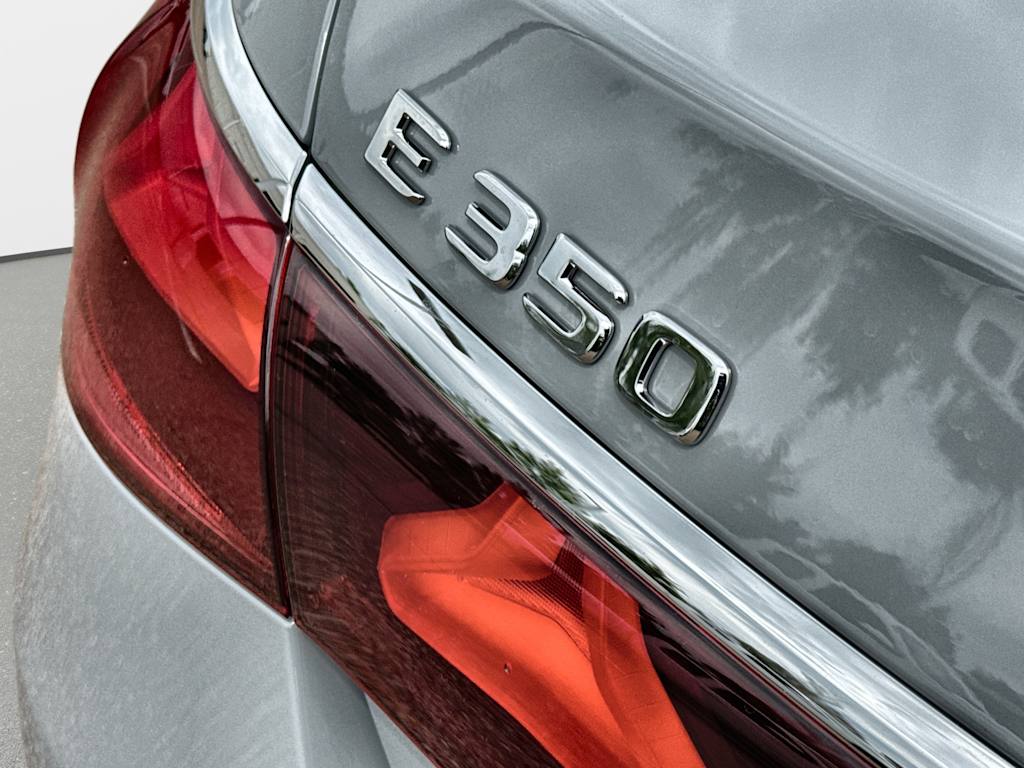 Thumbnail: 2026 Mercedes-Benz E-Class - 7
