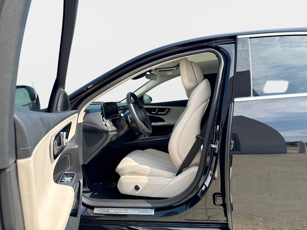 Thumbnail: 2026 Mercedes-Benz E-Class - 21