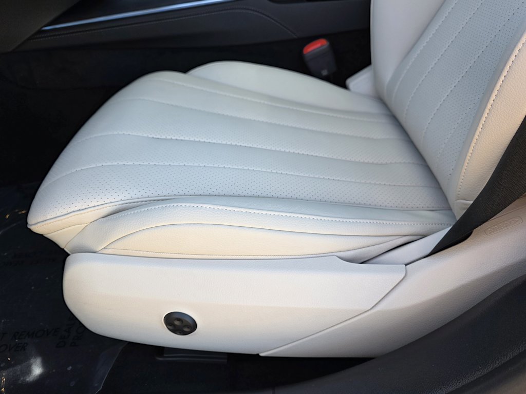 Thumbnail: 2026 Mercedes-Benz E-Class - 19