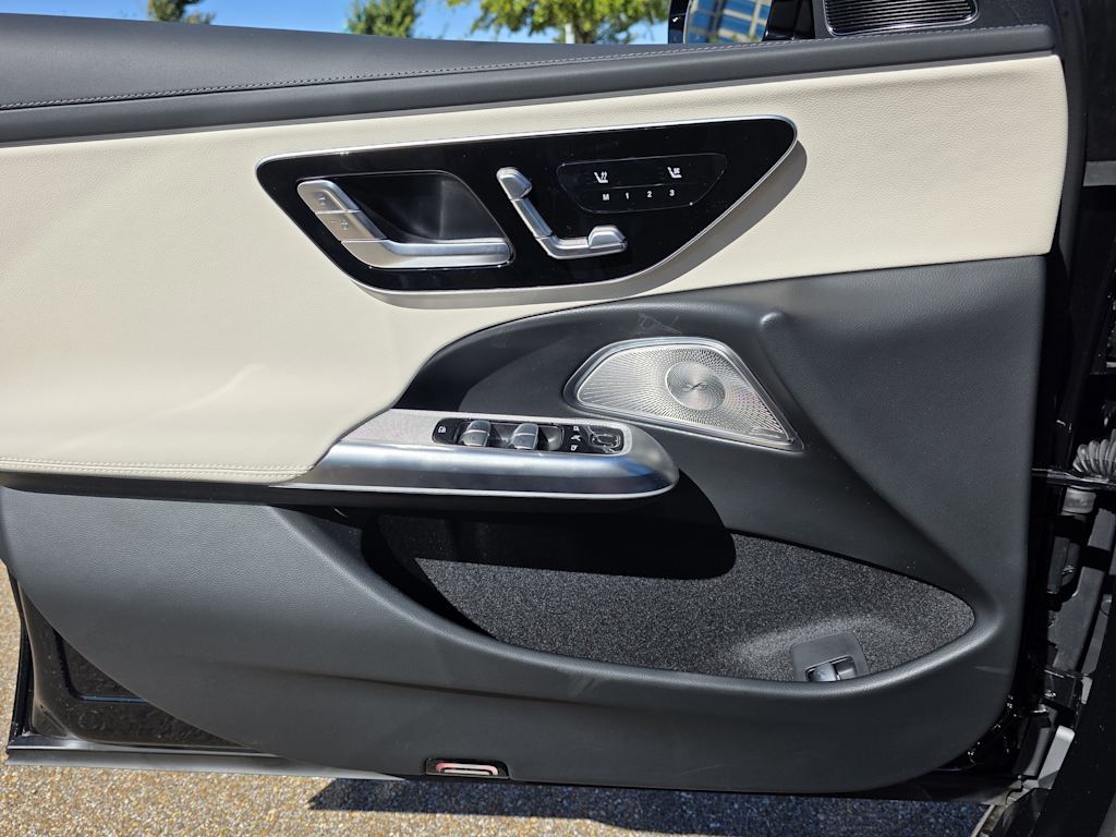 Thumbnail: 2026 Mercedes-Benz E-Class - 21