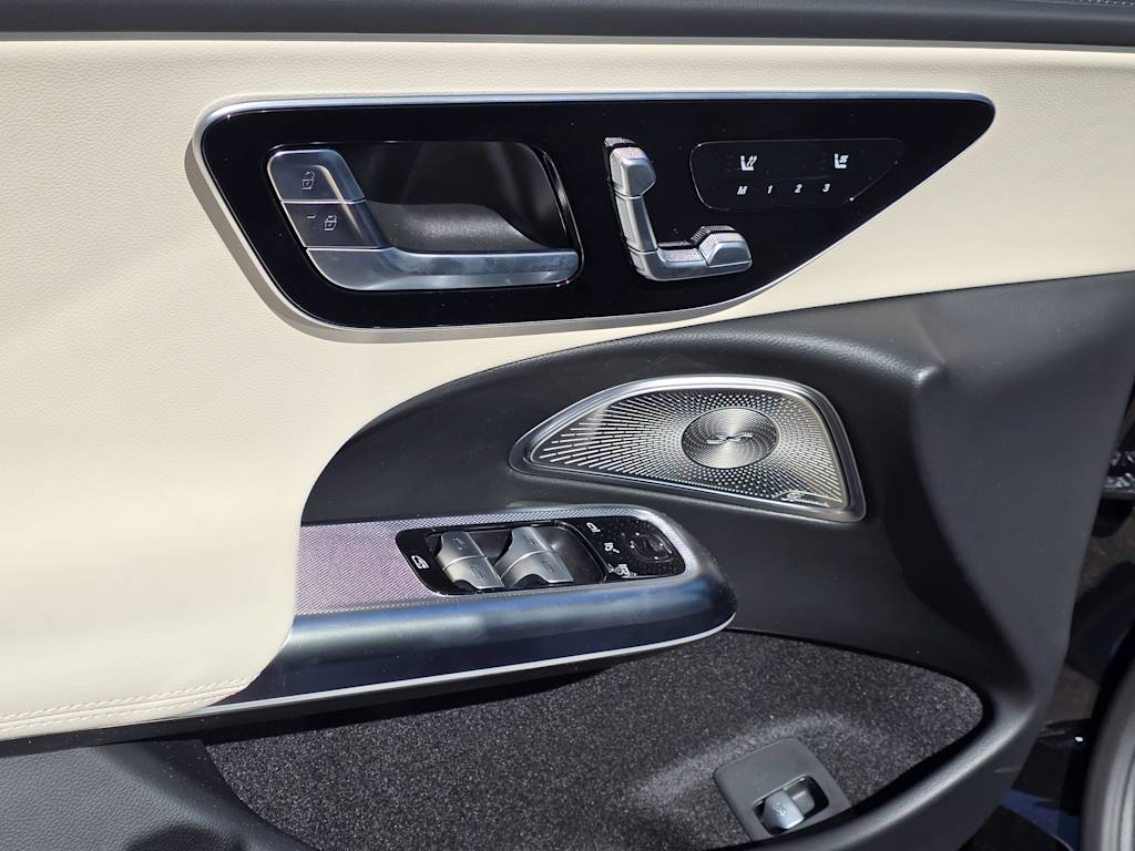 Thumbnail: 2026 Mercedes-Benz E-Class - 25