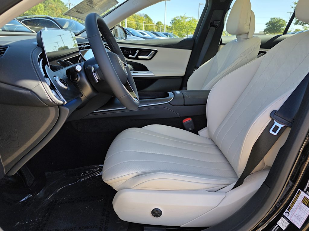 Thumbnail: 2026 Mercedes-Benz E-Class - 8