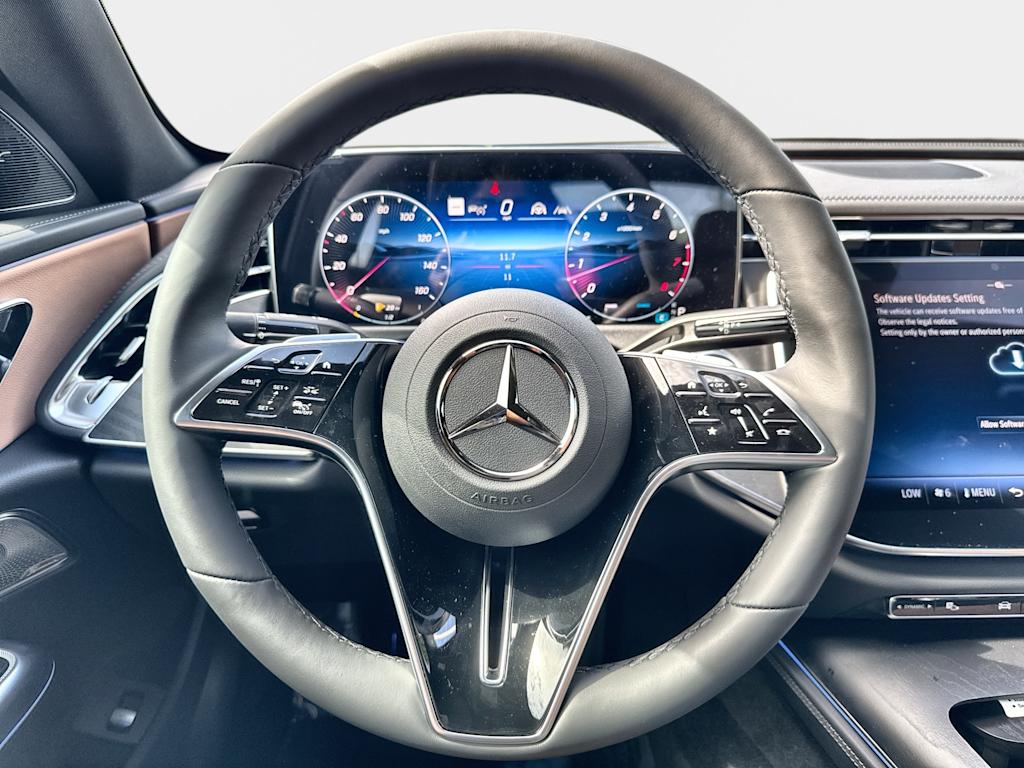 Thumbnail: 2026 Mercedes-Benz E-Class - 10