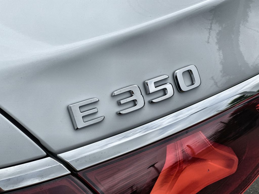 Thumbnail: 2026 Mercedes-Benz E-Class - 7