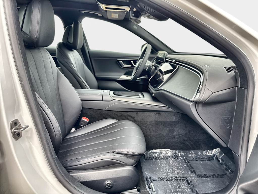 Thumbnail: 2026 Mercedes-Benz E-Class - 20