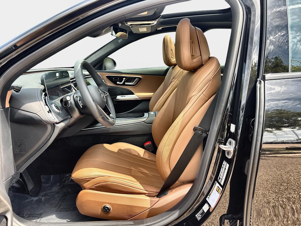 Thumbnail: 2026 Mercedes-Benz E-Class - 10