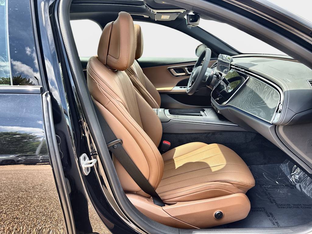 Thumbnail: 2026 Mercedes-Benz E-Class - 19