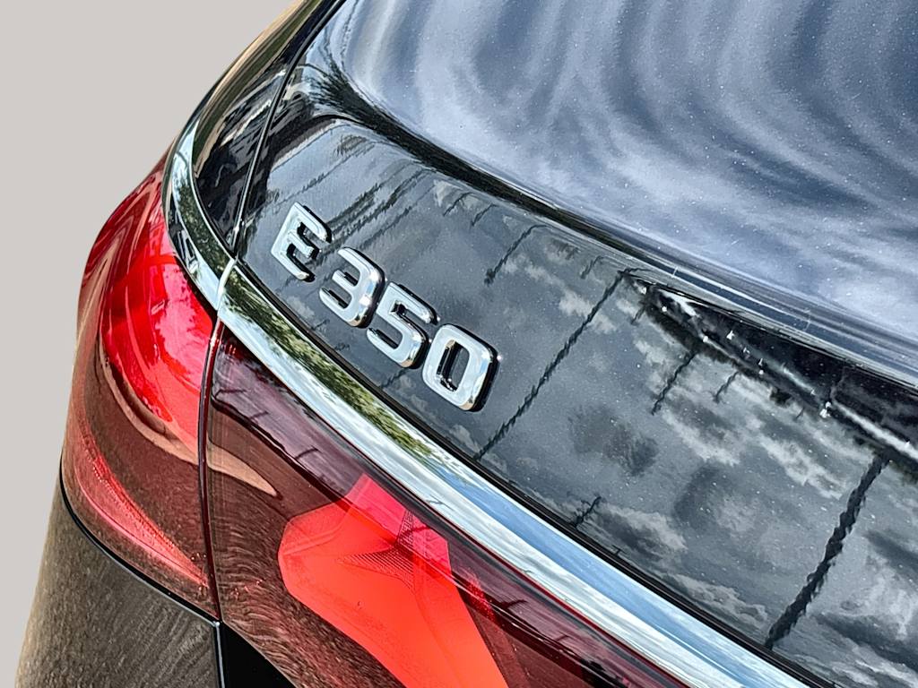 Thumbnail: 2026 Mercedes-Benz E-Class - 6