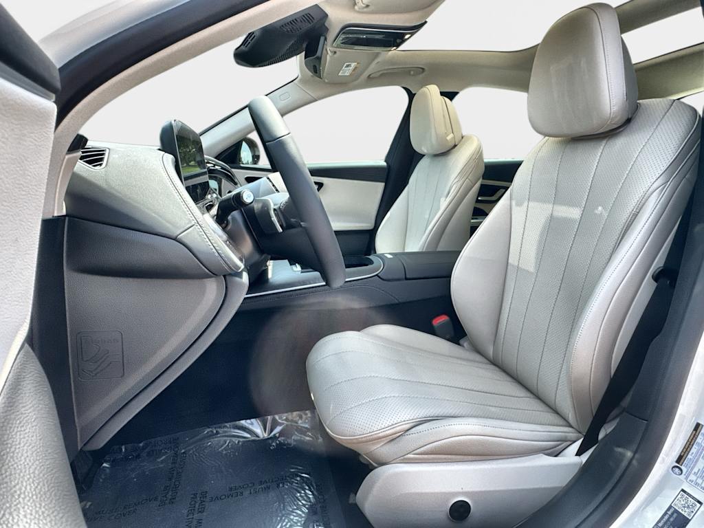 Thumbnail: 2026 Mercedes-Benz E-Class - 12