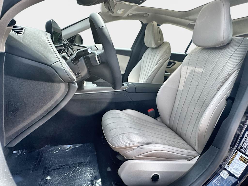 Thumbnail: 2026 Mercedes-Benz E-Class - 12