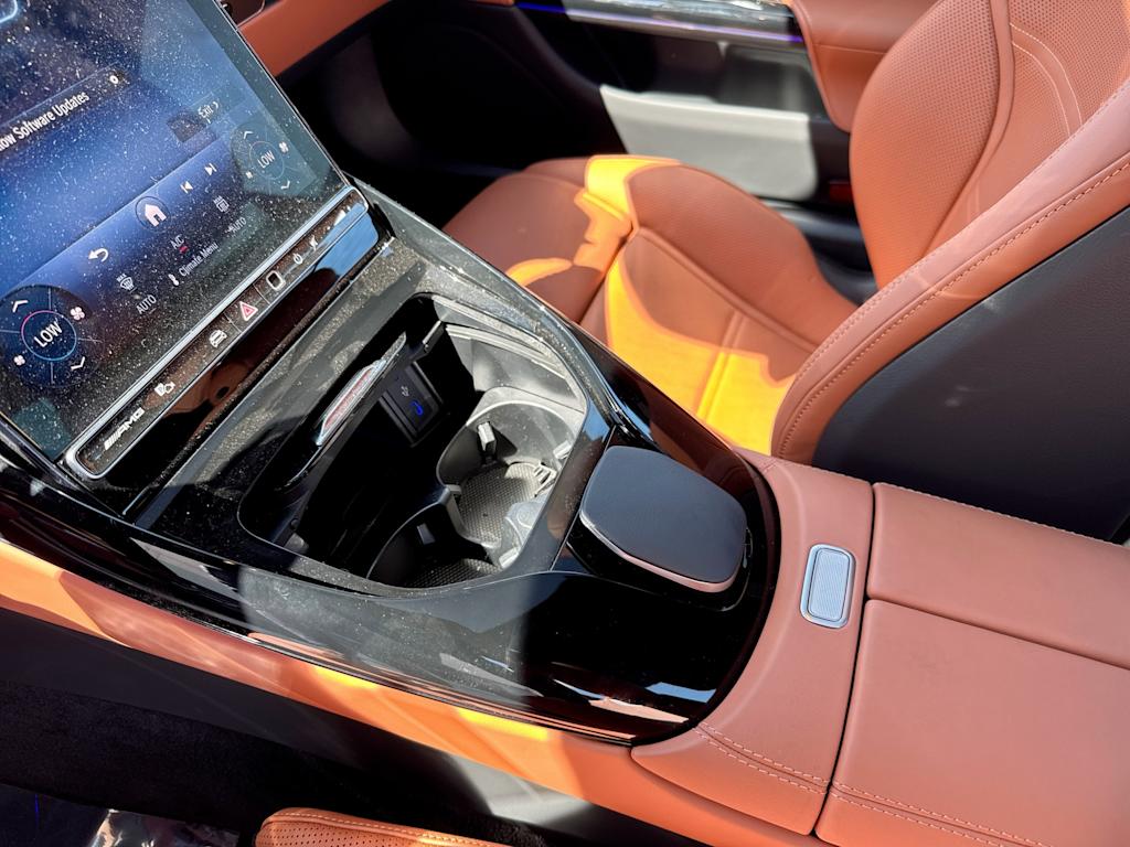 Thumbnail: 2026 Mercedes-Benz AMG GT - 11