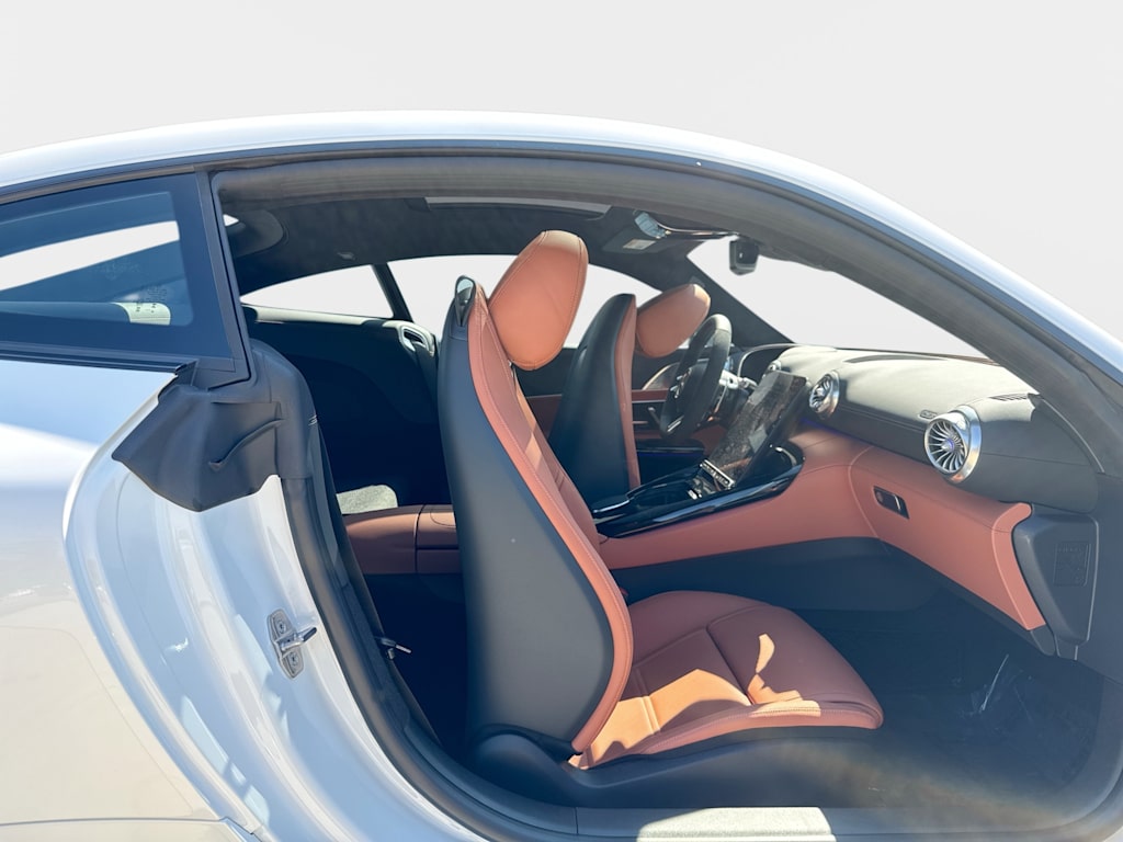 Thumbnail: 2026 Mercedes-Benz AMG GT - 6