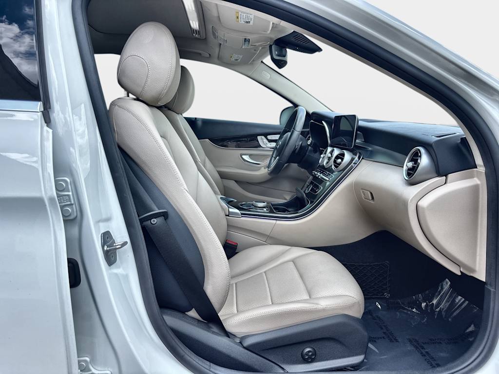 Thumbnail: 2021 Mercedes-Benz C-Class - 23