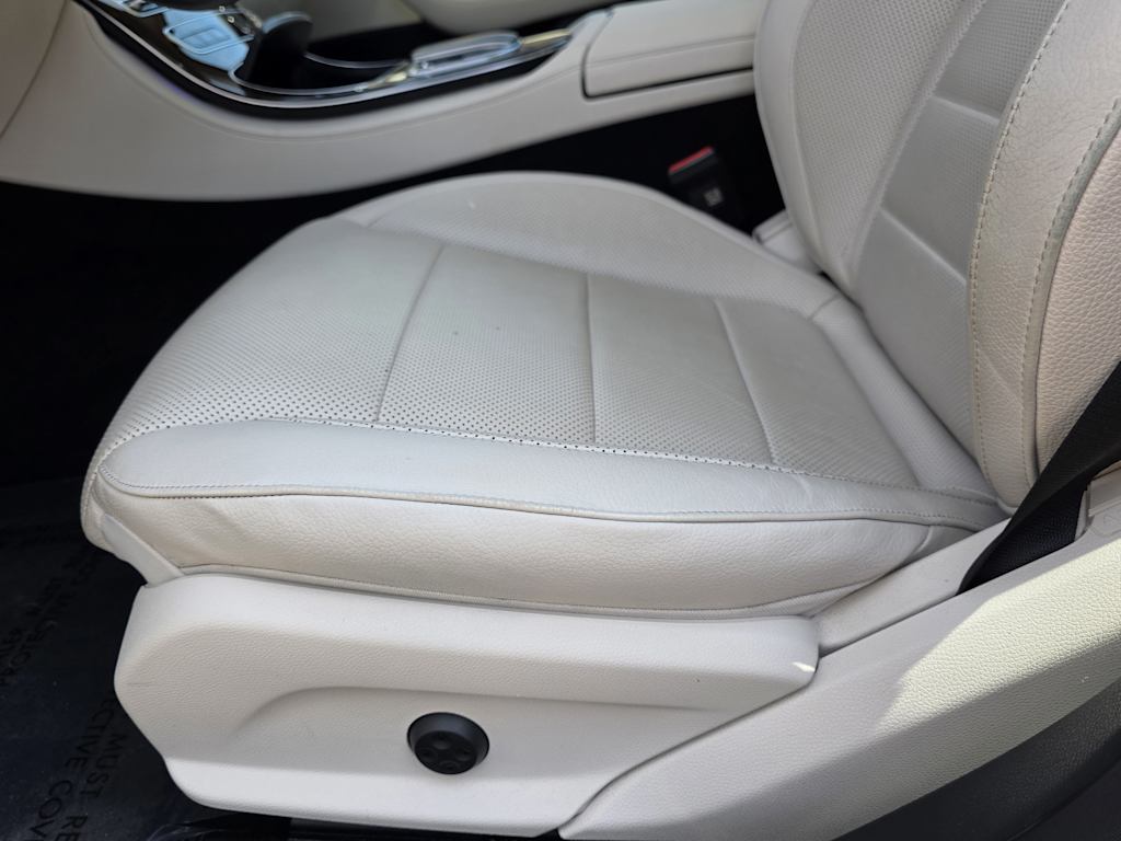 Thumbnail: 2023 Mercedes-Benz E-Class - 20